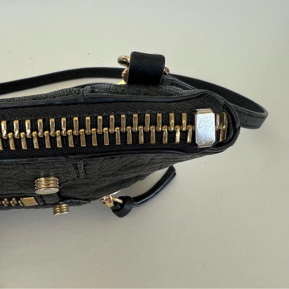 BOTKIER Logan Convertible Wristlet Black Pebbled Leather Shoulder Bag Crossbody - Picture 11 of 16